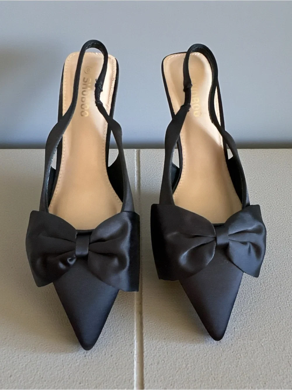 SHOBOO NWT SIZE 8 Black Pointed-Toe Slingback Pumps with Satin Bow
